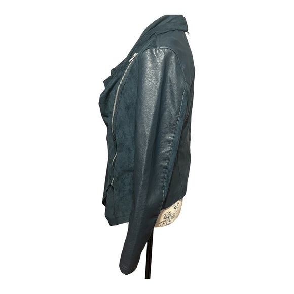 BlankNYC Draped Cowl Neck Moto Jacket Green Faux Leather Asymmetrical Zip Medium - Picture 8 of 9